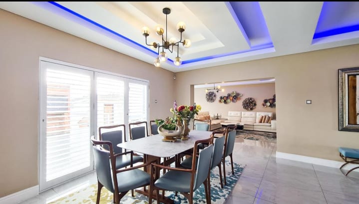 5 Bedroom Property for Sale in Nahoon Valley Park Eastern Cape